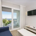 Minura Sur Menorca بونتا بريما