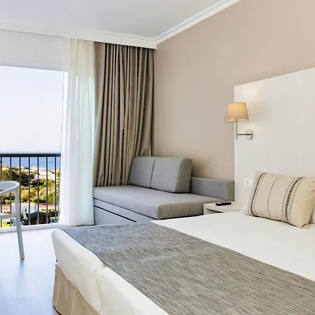 Minura Sur Menorca & Waterpark 4*