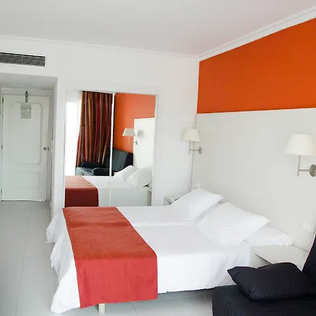 호텔 Minura Sur Menorca & Waterpark 4*